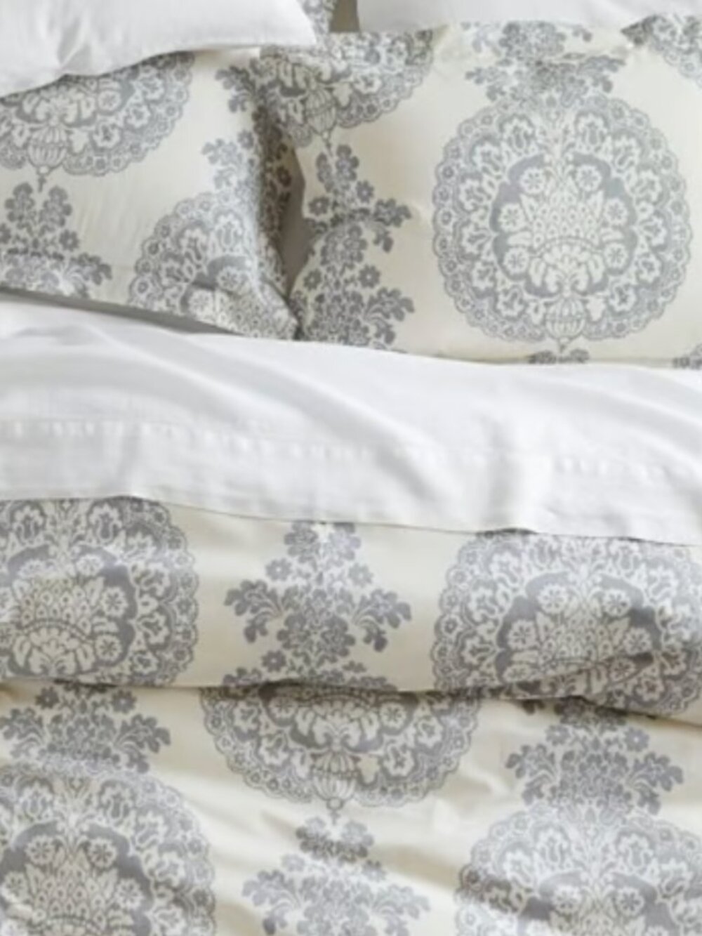 Pottery Barn Luciana Medallion Damask Motif Duvet Cover Queen/Full - Picture 7 of 7
